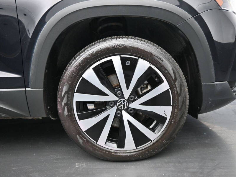 2022 Volkswagen Taos SE 4Motion