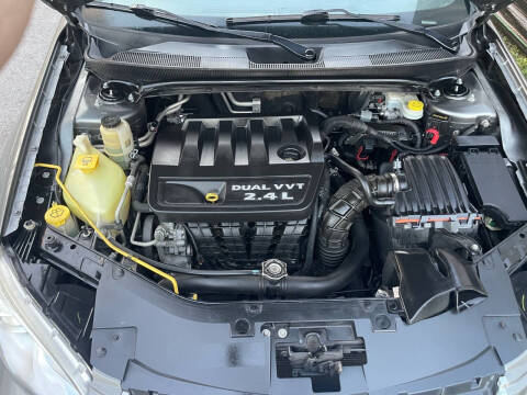 2012 Chrysler 200 Limited