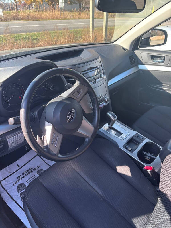 2011 Subaru Outback 2.5i Premium