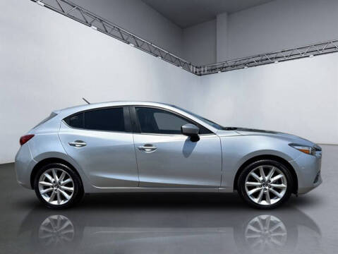 2017 Mazda MAZDA3 Touring 2.5