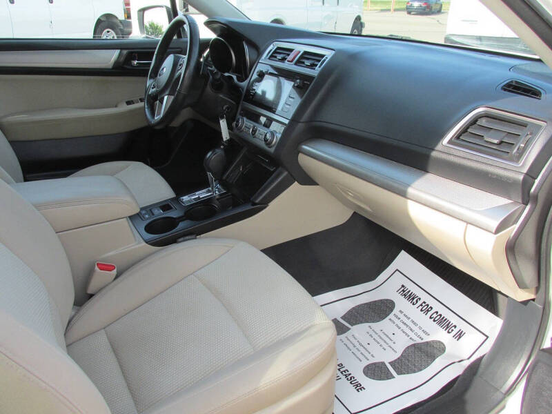 2017 Subaru Outback 2.5i Premium