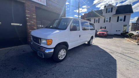 2005 Ford E-Series E-350 SD XLT