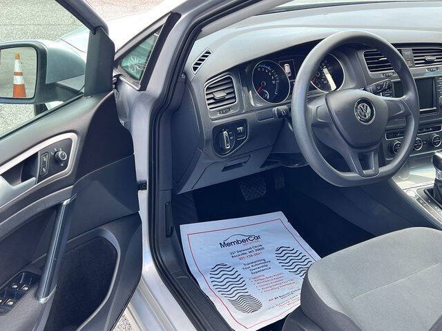2016 Volkswagen e-Golf SE