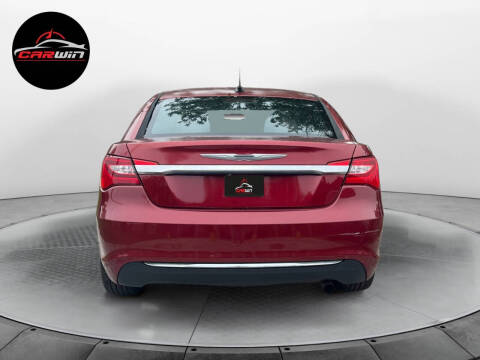 2013 Chrysler 200 LX