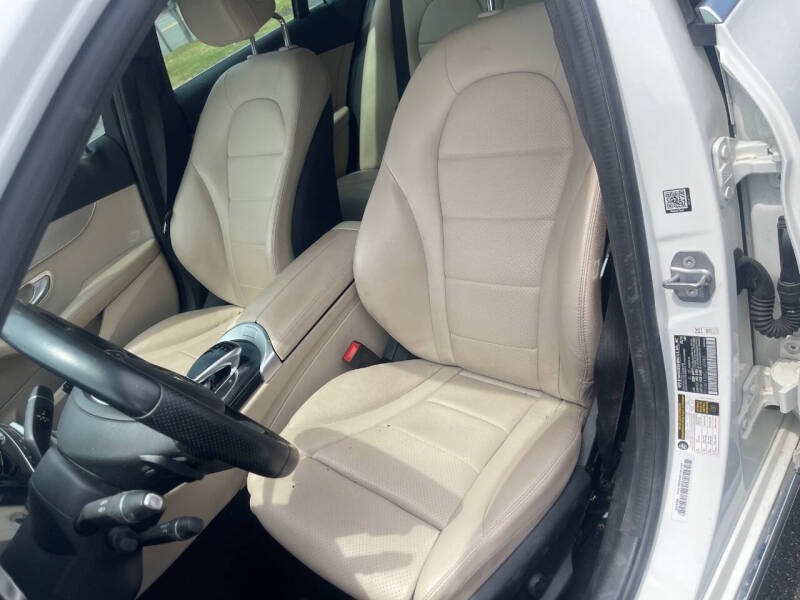 2016 Mercedes-Benz C-Class C 300