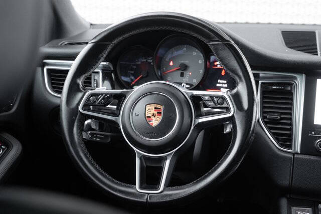 2018 Porsche Macan S