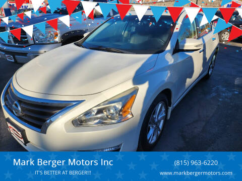 2014 Nissan Altima for sale at Mark Berger Motors Inc in Rockford IL