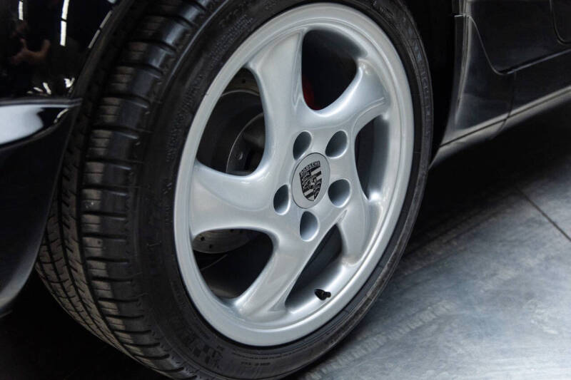 1991 Porsche 911 Carrera 2