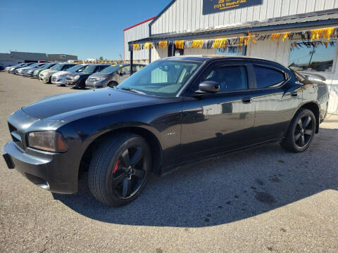 2010 Dodge Charger for sale at BELOW BOOK AUTO SALES in Idaho Falls ID