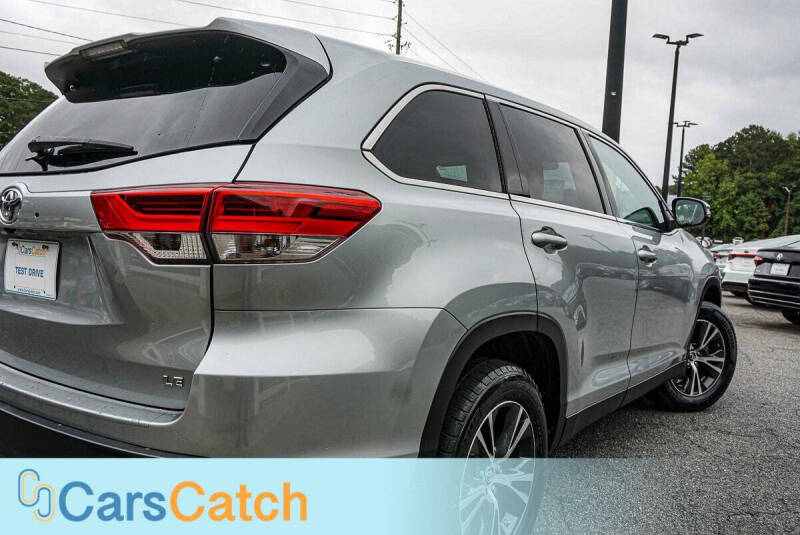 2019 Toyota Highlander LE