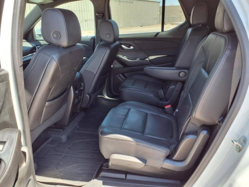 2022 Chevrolet Traverse RS