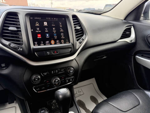 2017 Jeep Cherokee Overland