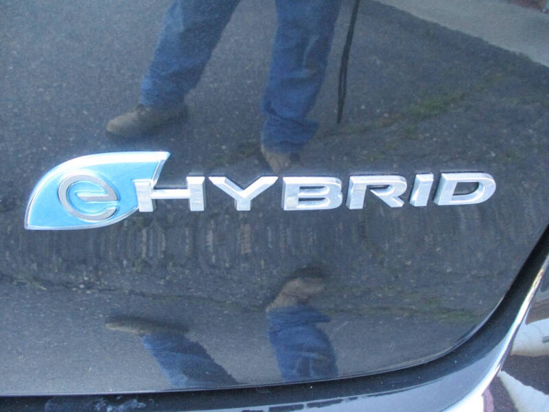 2023 Chrysler Pacifica Plug-In Hybrid Touring L