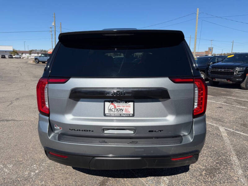 2023 GMC Yukon SLT