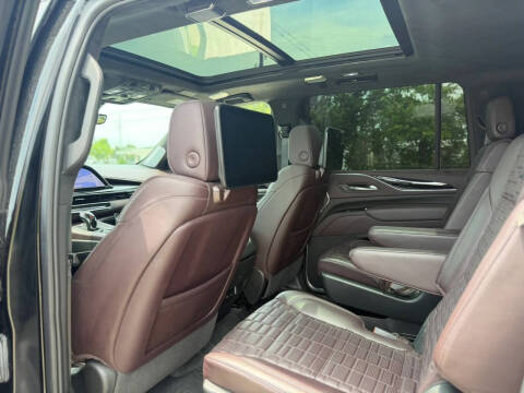 2023 Cadillac Escalade-V ESV