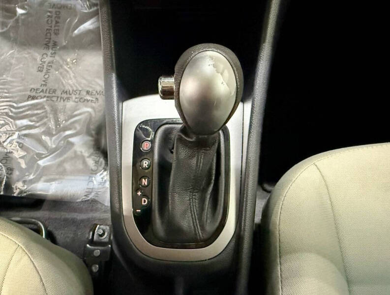 2015 Kia Rio 5-Door LX