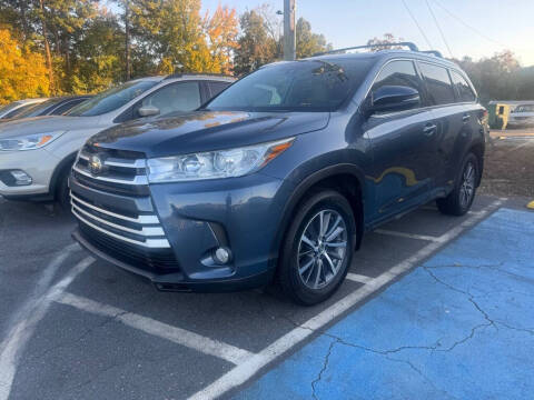 2018 Toyota Highlander SE