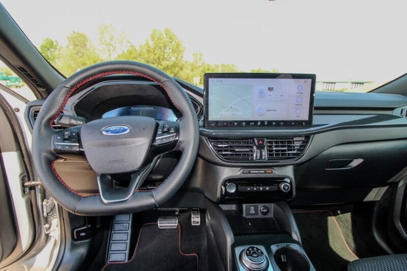 2023 Ford Escape ST-Line Select