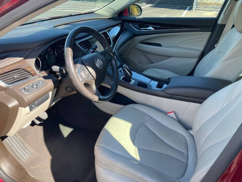 2017 Buick LaCrosse Essence