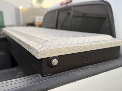 2005 Toyota Tacoma PreRunner V6