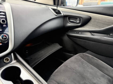 2017 Nissan Murano SV