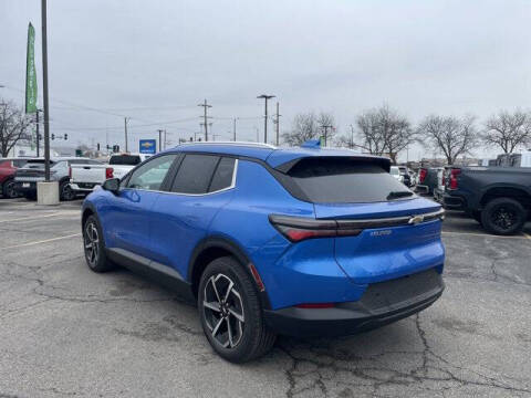 2026 Chevrolet Equinox EV LT 2