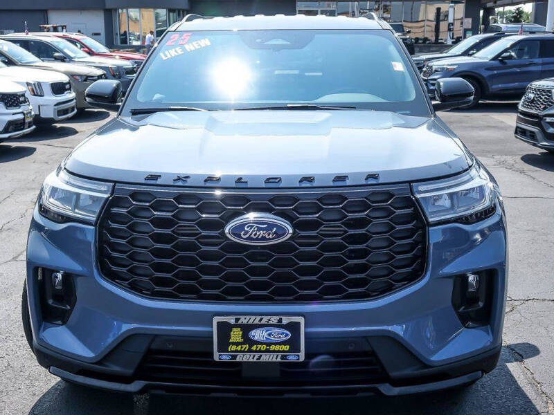 2025 Ford Explorer ST-Line