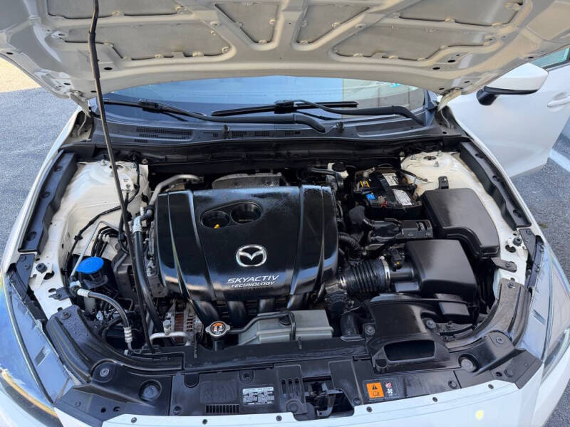 2018 Mazda MAZDA3 Touring