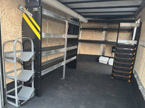 2022 Surt Wedge Series Cargo