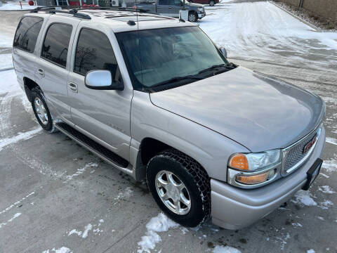 2005 GMC Yukon for sale at BISMAN AUTOWORX INC in Bismarck ND