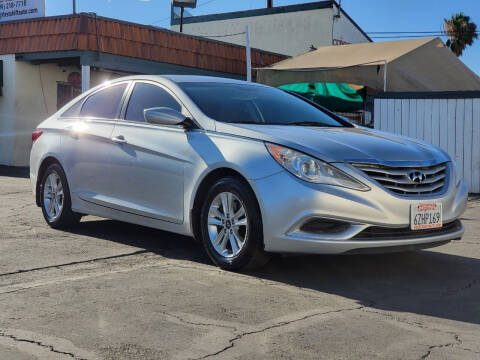 2013 Hyundai Sonata for sale at Easy Go Auto in Upland CA