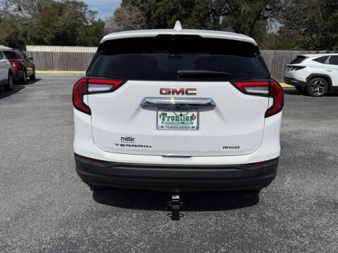 2023 GMC Terrain SLE