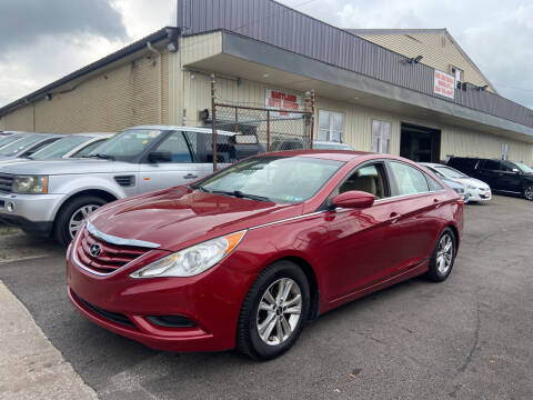 2011 Hyundai Sonata for sale at Six Brothers Mega Lot in Youngstown OH