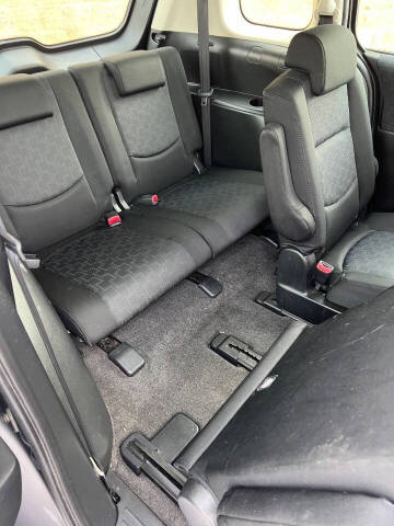 2010 Mazda MAZDA5 Sport