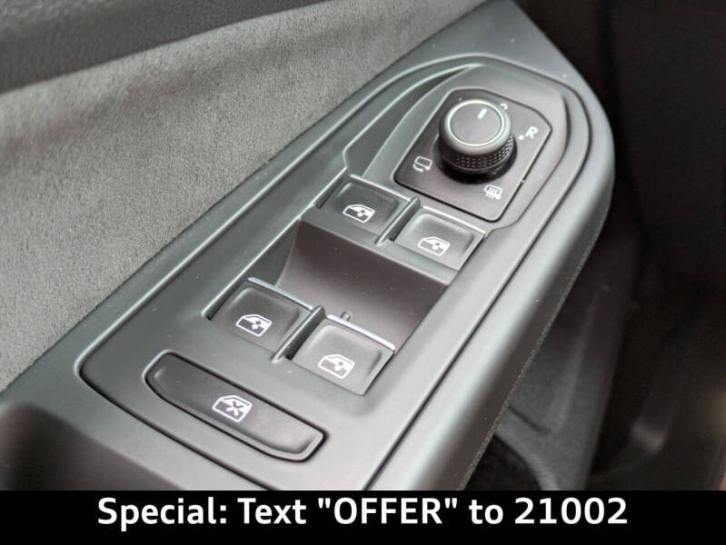 2024 Volkswagen Golf GTI 380 SE