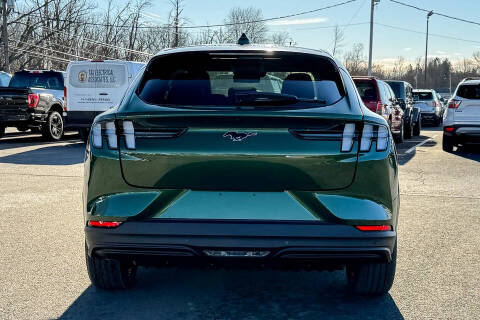 2025 Ford Mustang Mach-E Premium