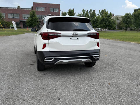 2021 Kia Seltos EX