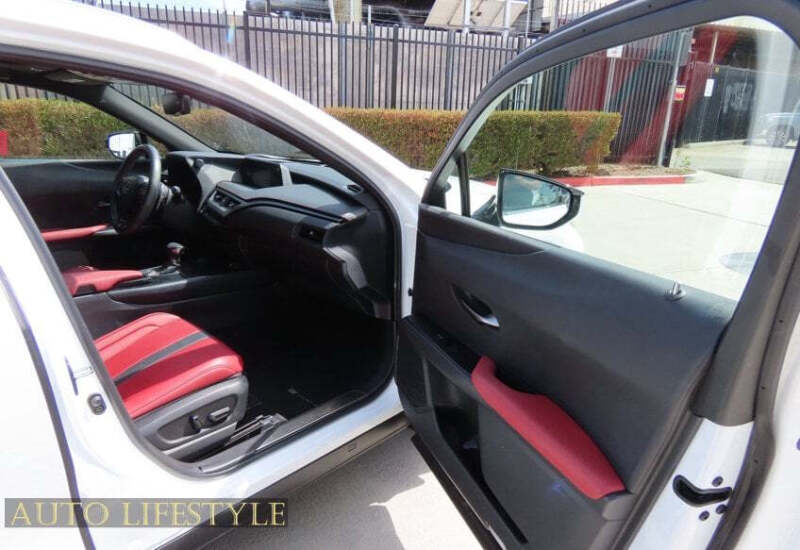 2019 Lexus UX 200
