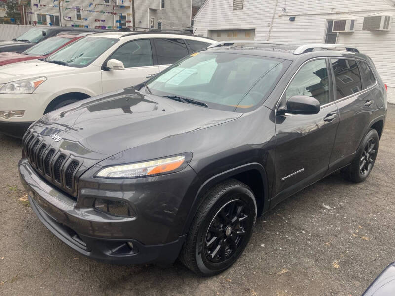 2016 Jeep Cherokee for sale at B & M Auto Sales INC in Elizabeth NJ