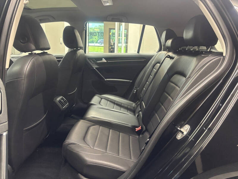 2015 Volkswagen Golf TSI SEL