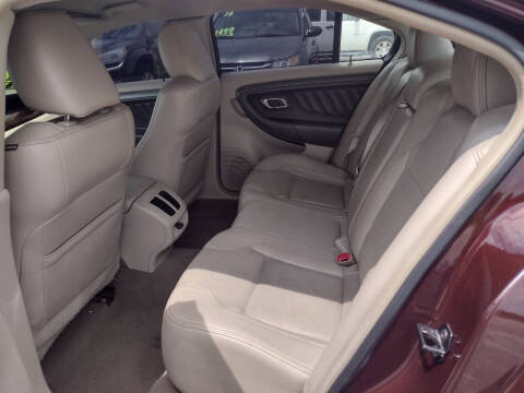2010 Ford Taurus SEL