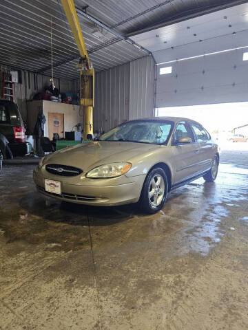 2001 Ford Taurus for sale at WESTSIDE GARAGE LLC in Keokuk IA