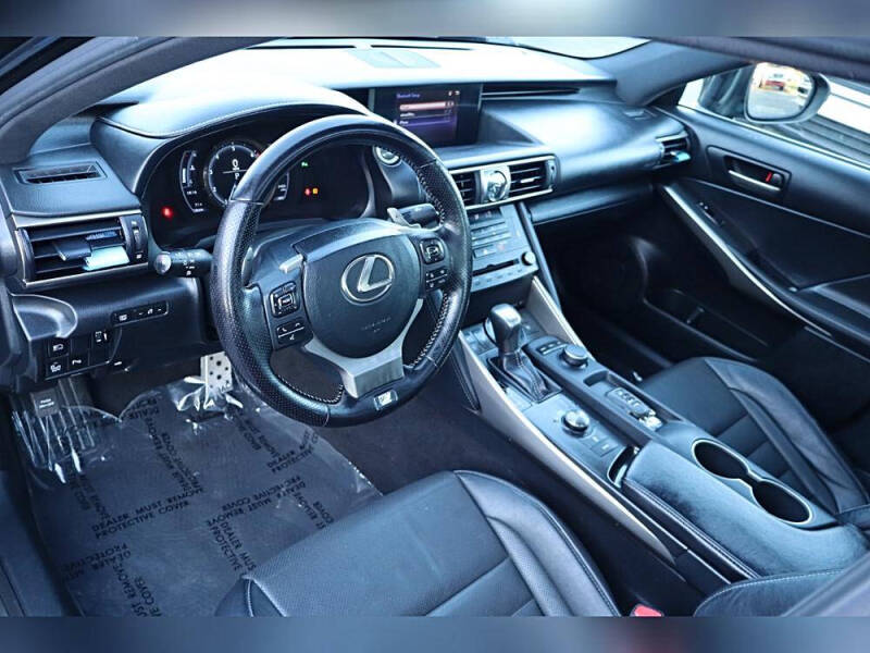2020 Lexus IS 300