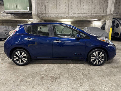 2016 Nissan LEAF SV