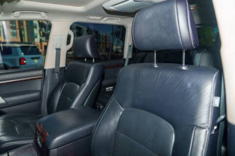 2013 Toyota Land Cruiser