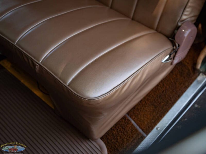 1964 Studebaker Cruiser 289 V8 Sedan