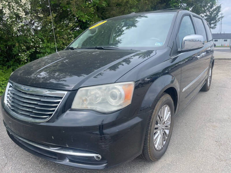 2011 Chrysler Town and Country for sale at Progressive Auto Finance in Fredericksburg VA