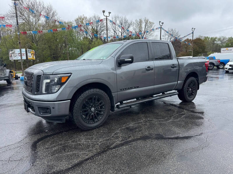 2018 Nissan Titan SV
