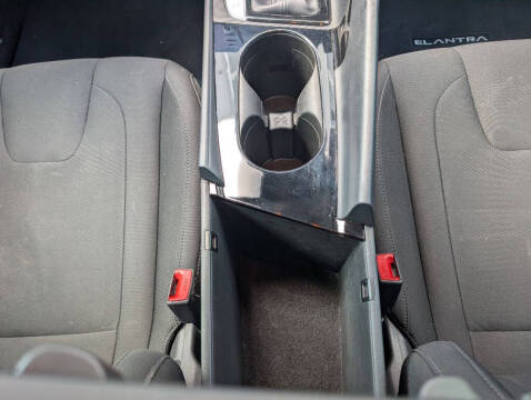 2022 Hyundai Elantra