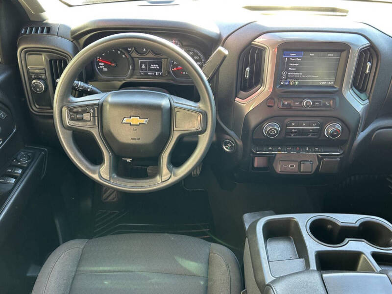 2022 Chevrolet Silverado 1500 Custom